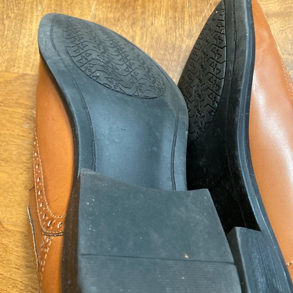 Apt. 9 Men’s Brown Dress Shoes Size 8 - Picture 3 of 6